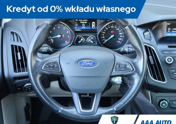 Ford Focus cena 39000 przebieg: 135599, rok produkcji 2017 z Oborniki Śląskie małe 232